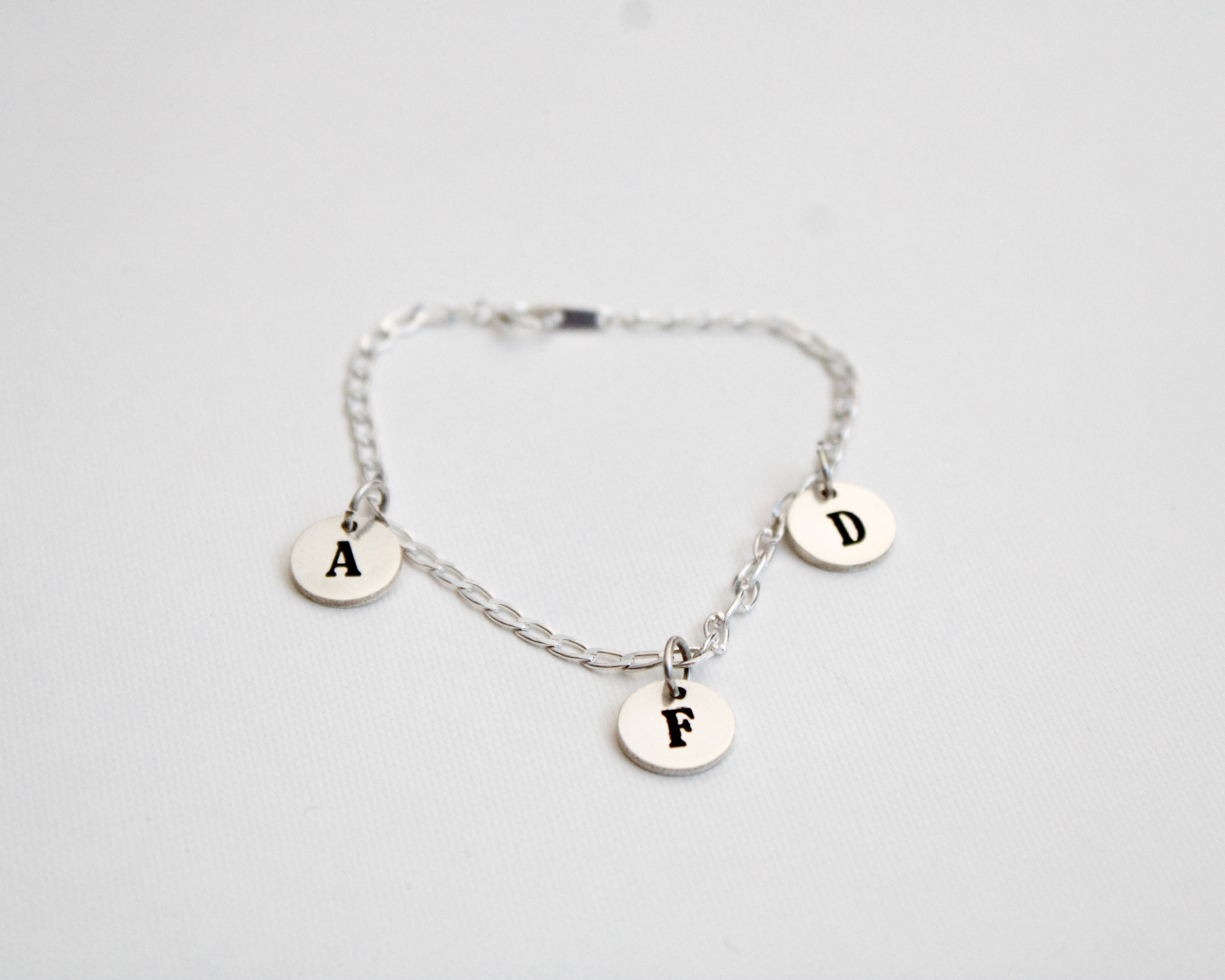 Pulsera Raíz - Joyería Personalizada en Oro (10k, 14k, 18k) o Plata