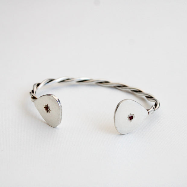 Mabroume - Joyería Personalizada en Oro (10k, 14k, 18k) o Plata