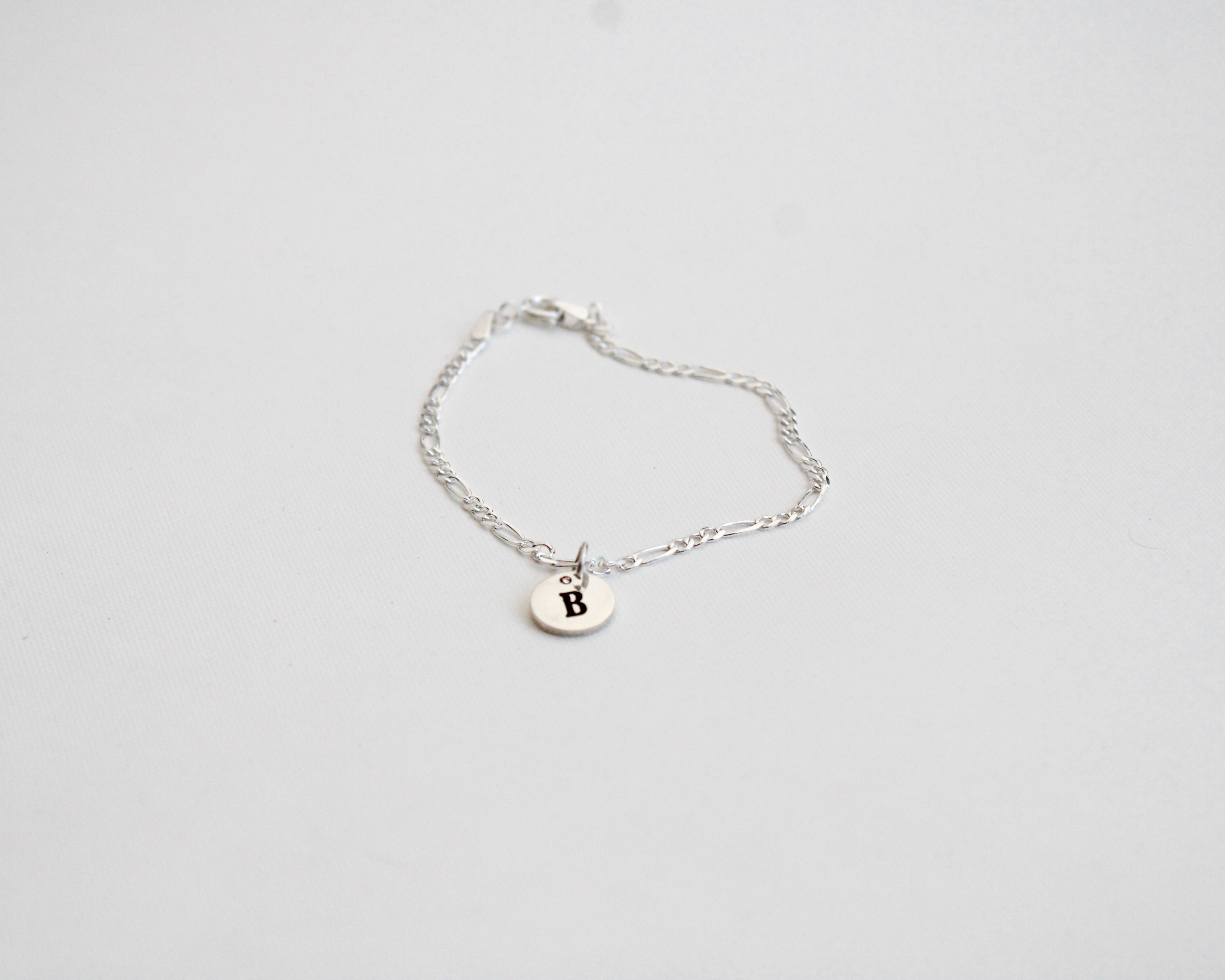 Pulsera Raíz - Joyería Personalizada en Oro (10k, 14k, 18k) o Plata