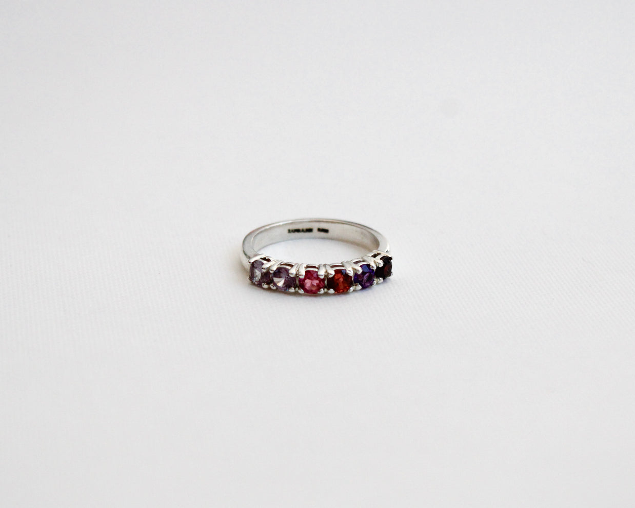 Anillo Familiar 6 piedras - Anillo Familiar de Oro (10k, 14k, 18k) y Piedras de Nacimiento