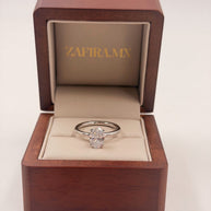 Anillo de Compromiso 1.5ct Oval Solitario brazo redondo