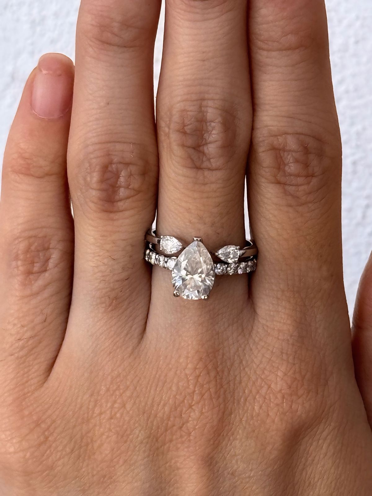 Anillo semi abierto de Apilamiento o Ring Wrap Corte Pera - Anillo de Compromiso en Oro (10k, 14k, 18k) y Diamante Lab-Grown