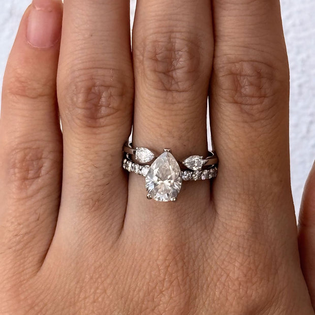 Anillo semi abierto de Apilamiento o Ring Wrap Corte Pera - Anillo de Compromiso en Oro (10k, 14k, 18k) y Diamante Lab-Grown