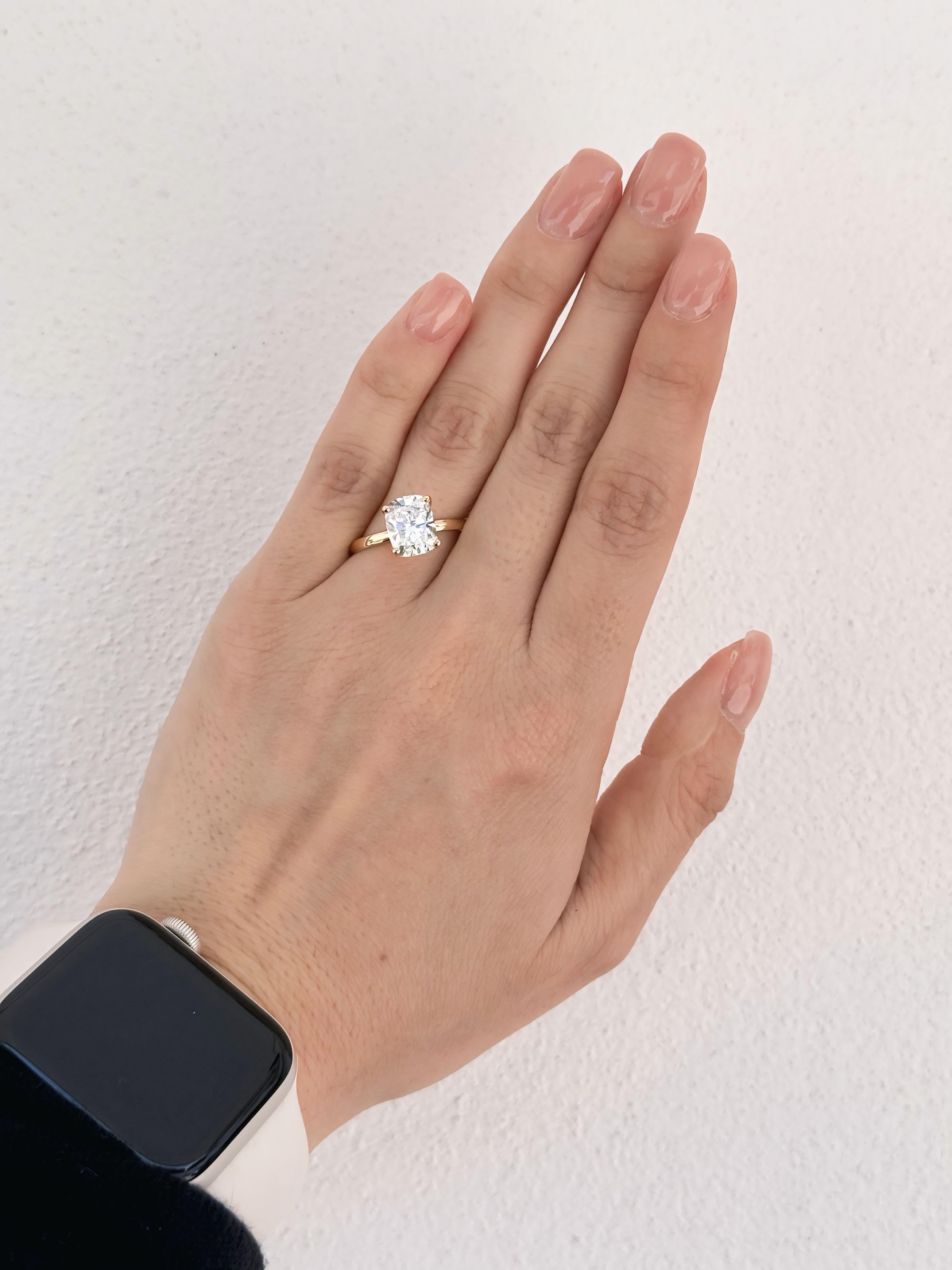 Anillo de Compromiso Elara 2.5ct Corte CUSHION Elongated solitario- Anillo de Compromiso en Oro (10k, 14k, 18k) Y Diamante Lab-Grown